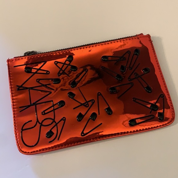 NARS Riot Red Metallic Safety Pin Pouch - Picture 3 of 12
